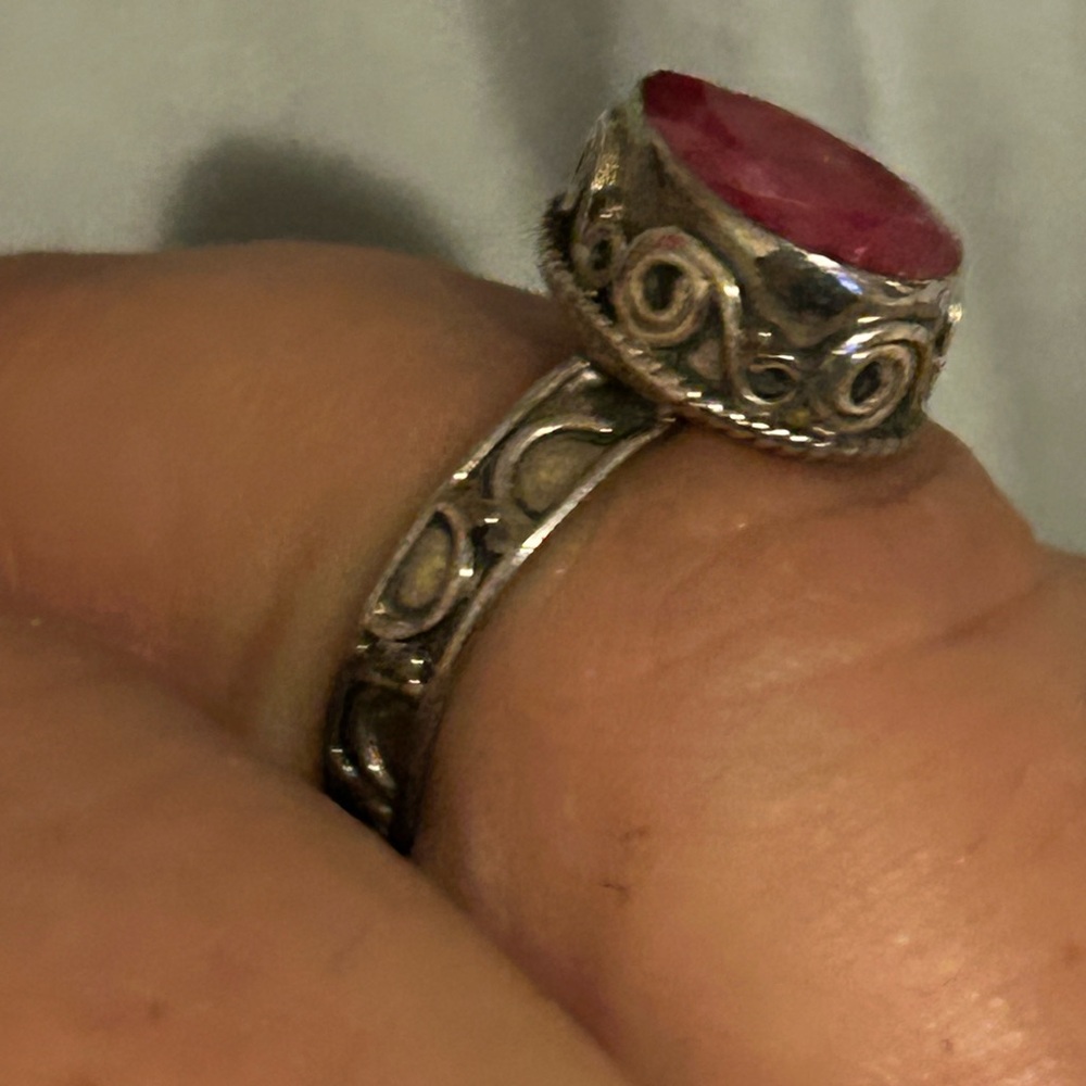 Elegant Silver Ring With Ruby - image 2